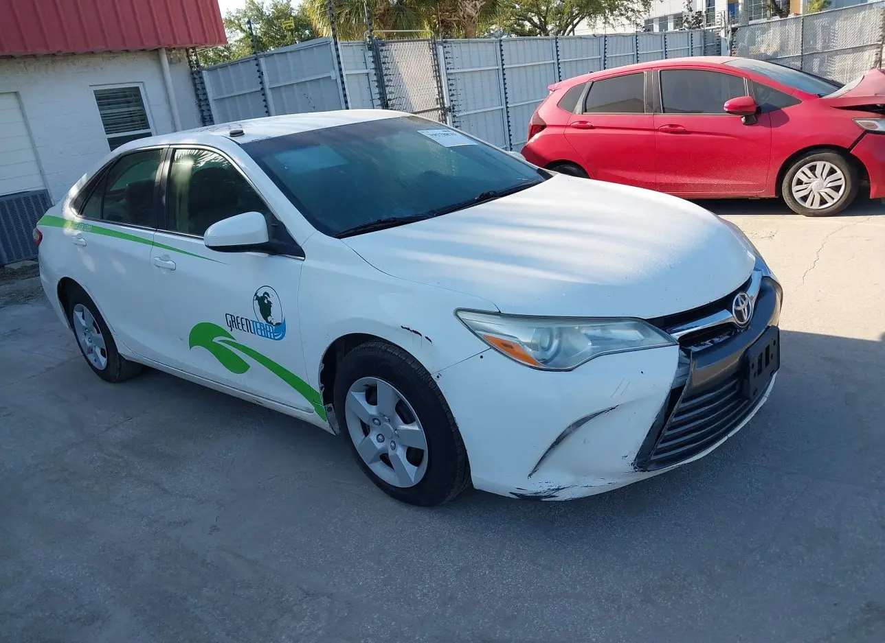 2015 TOYOTA  - Image 1.