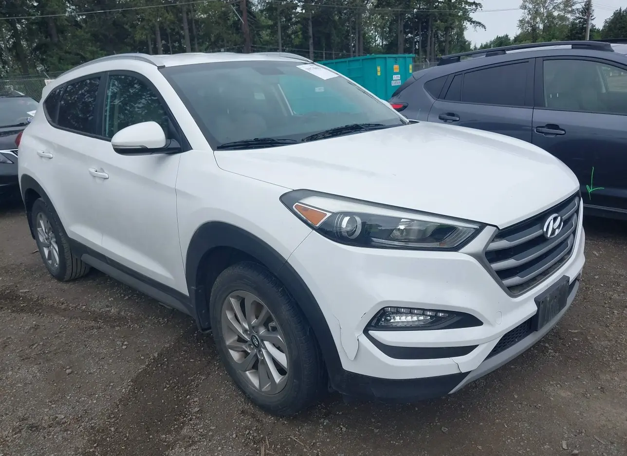 2017 HYUNDAI  - Image 1.