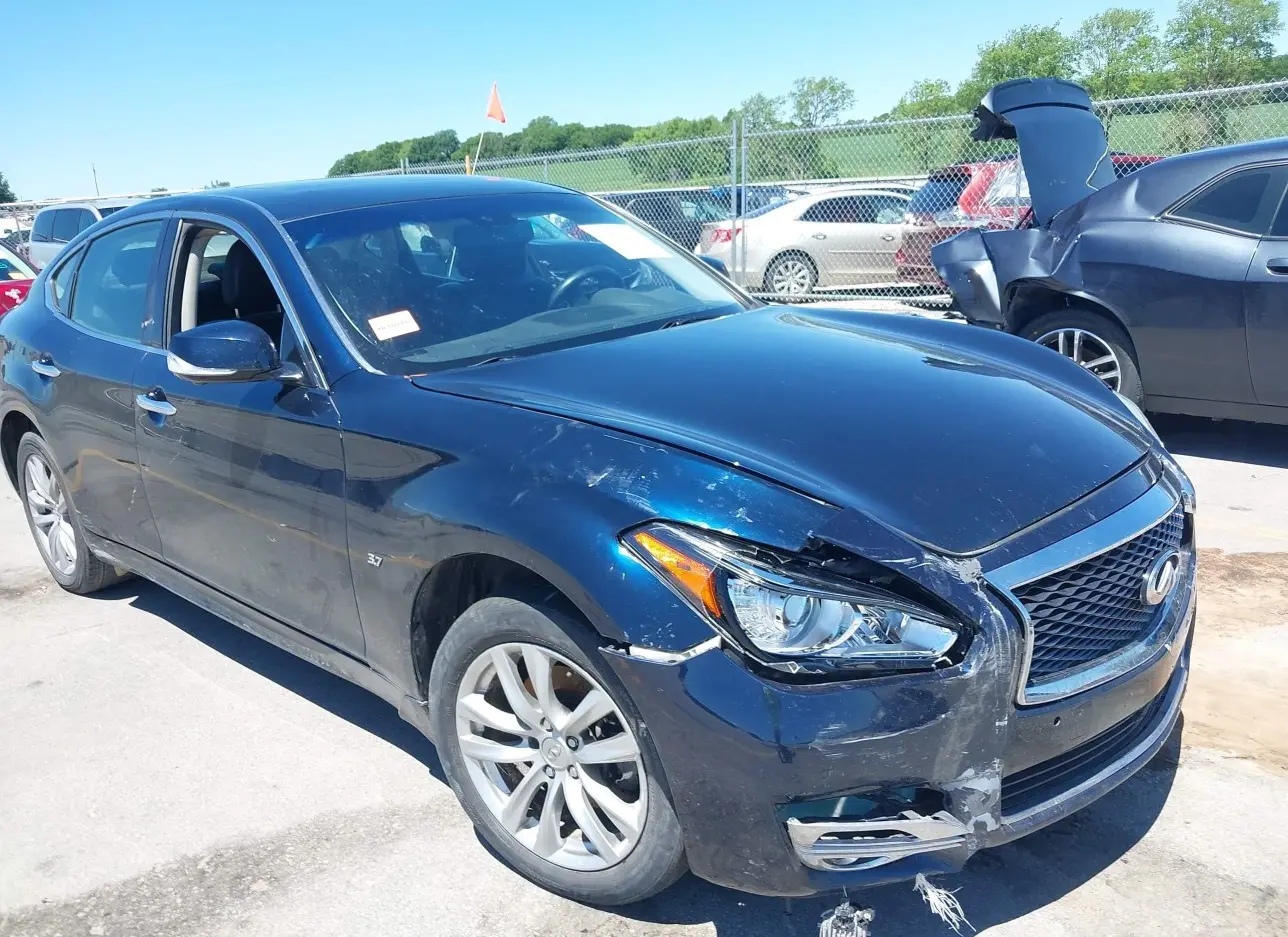 2018 INFINITI  - Image 1.