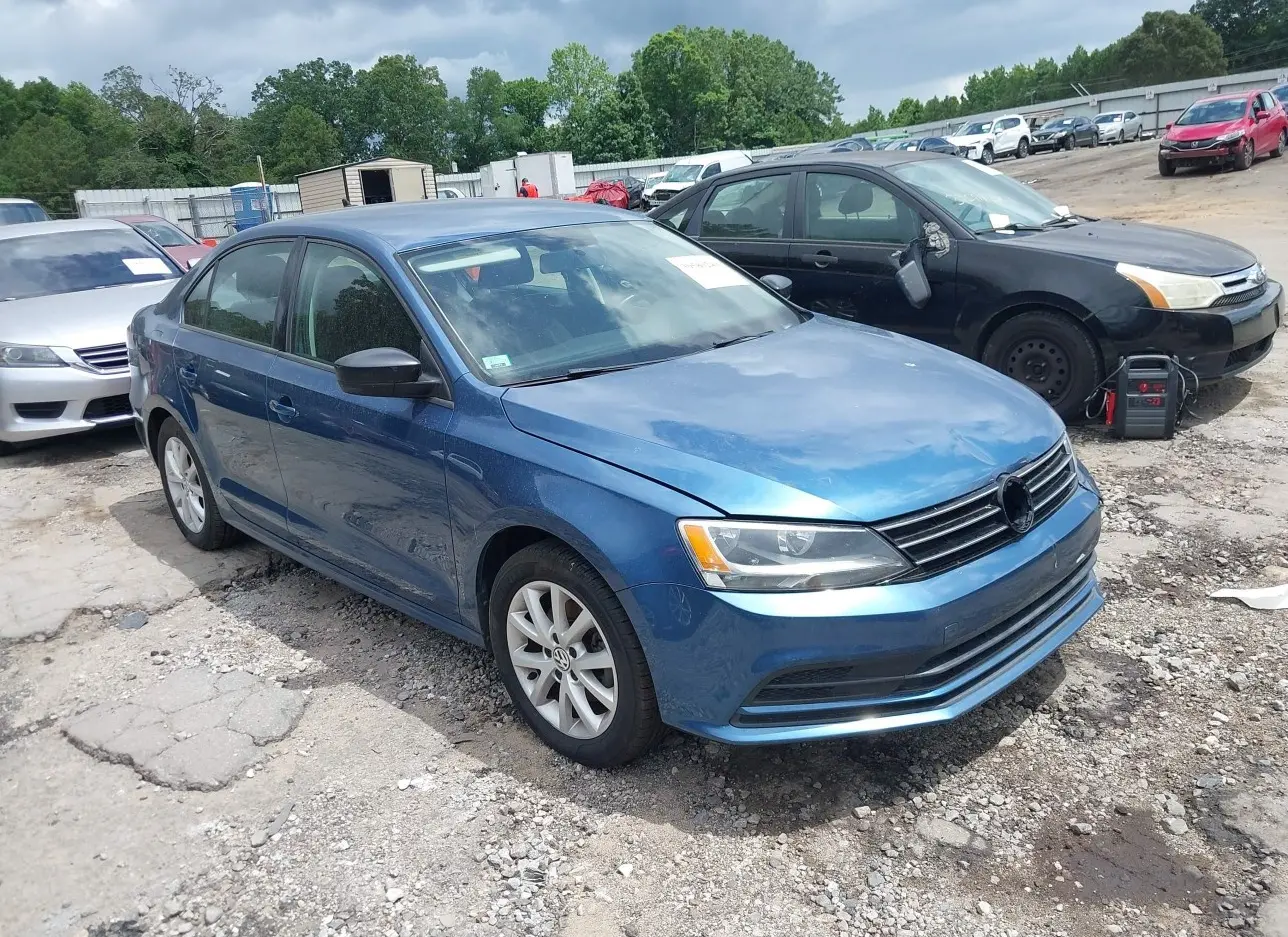 2015 VOLKSWAGEN  - Image 1.