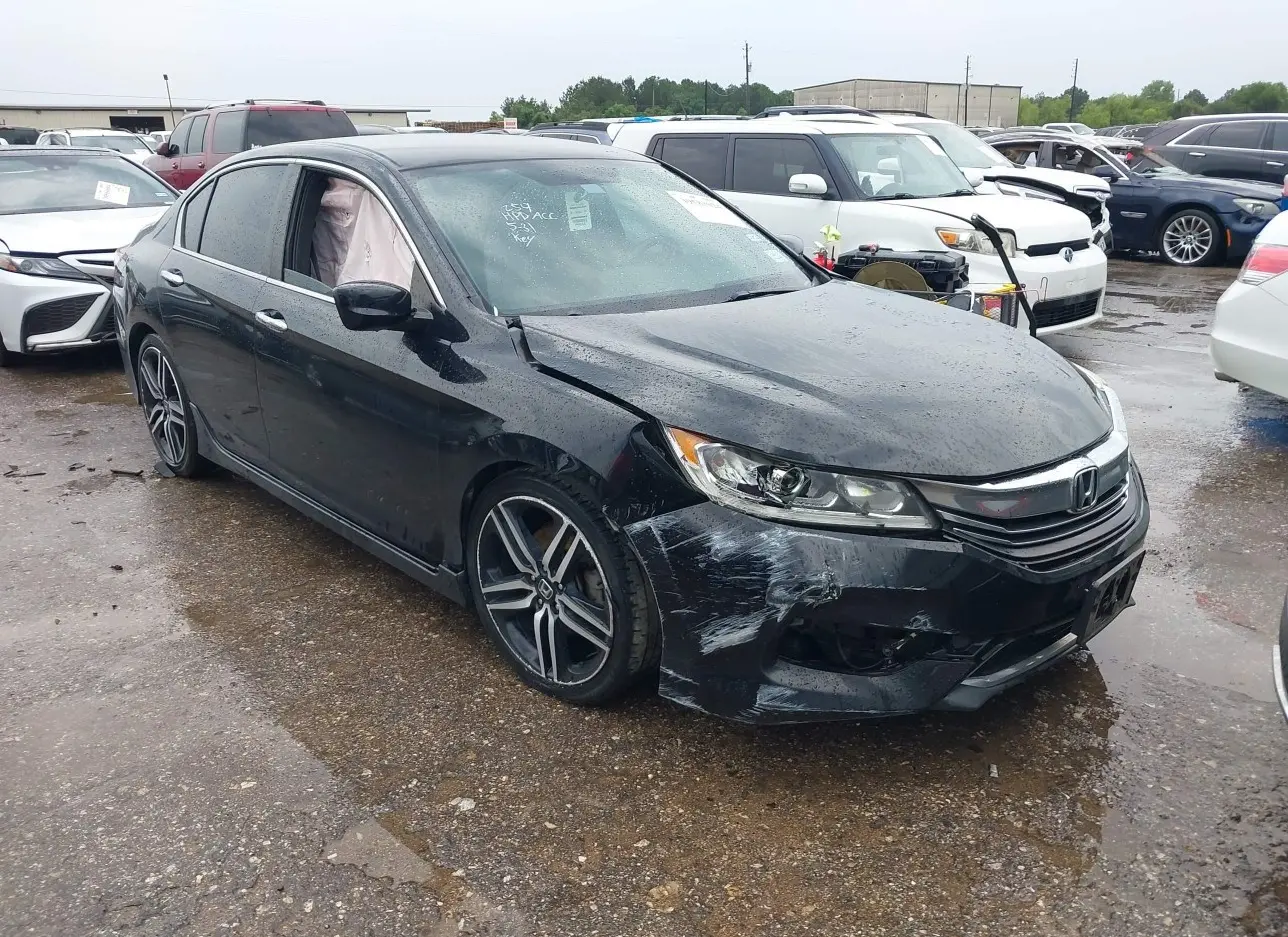 2017 HONDA  - Image 1.