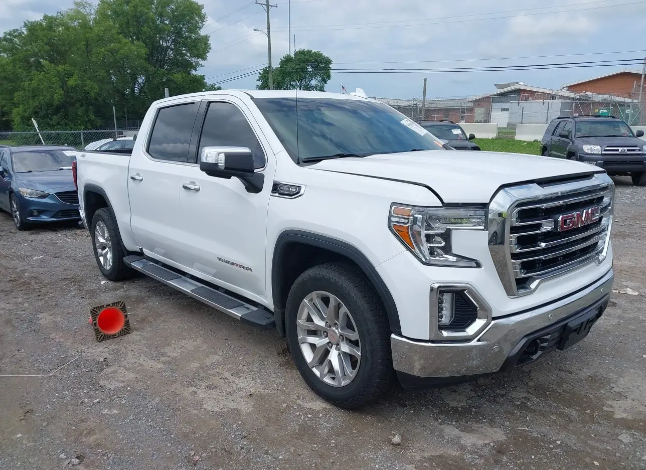 2022 GMC  - Image 1.