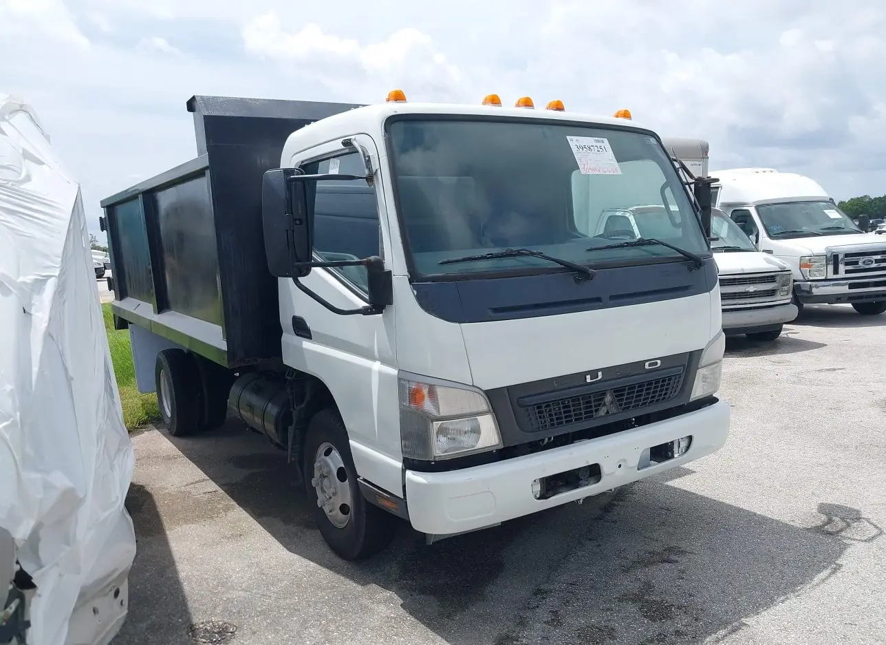 2010 MITSUBISHI FUSO  - Image 1.