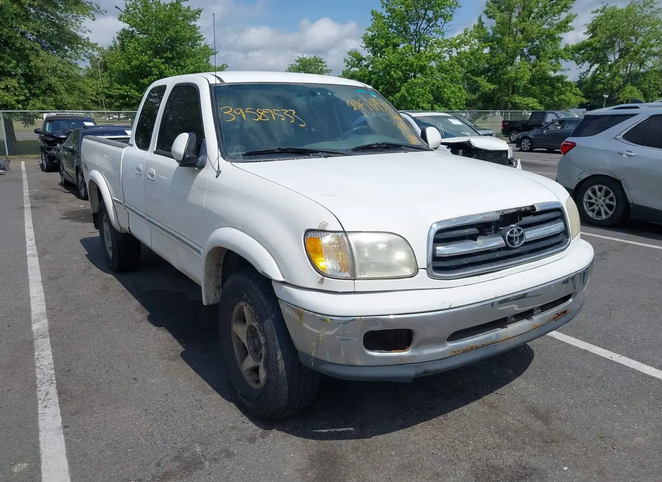 2001 TOYOTA  - Image 1.