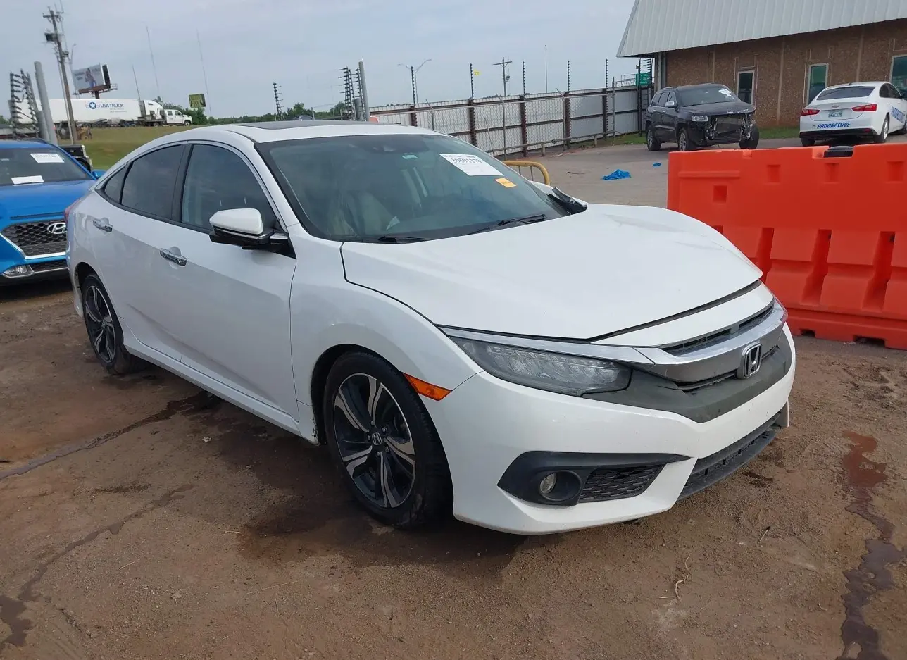 2017 HONDA  - Image 1.