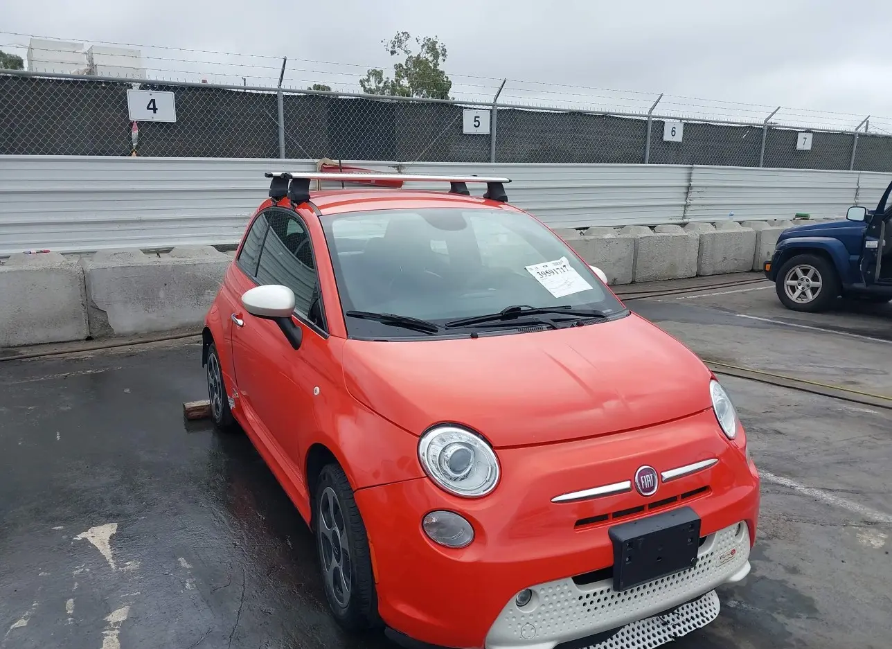 2015 FIAT  - Image 1.