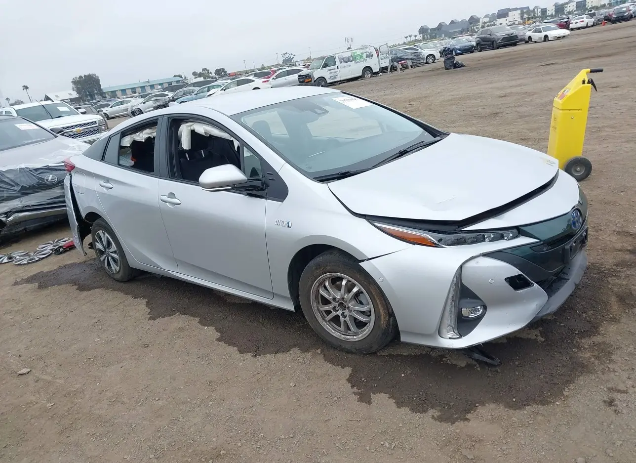 2019 TOYOTA  - Image 1.