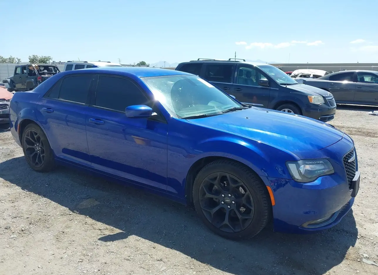 2019 CHRYSLER  - Image 1.