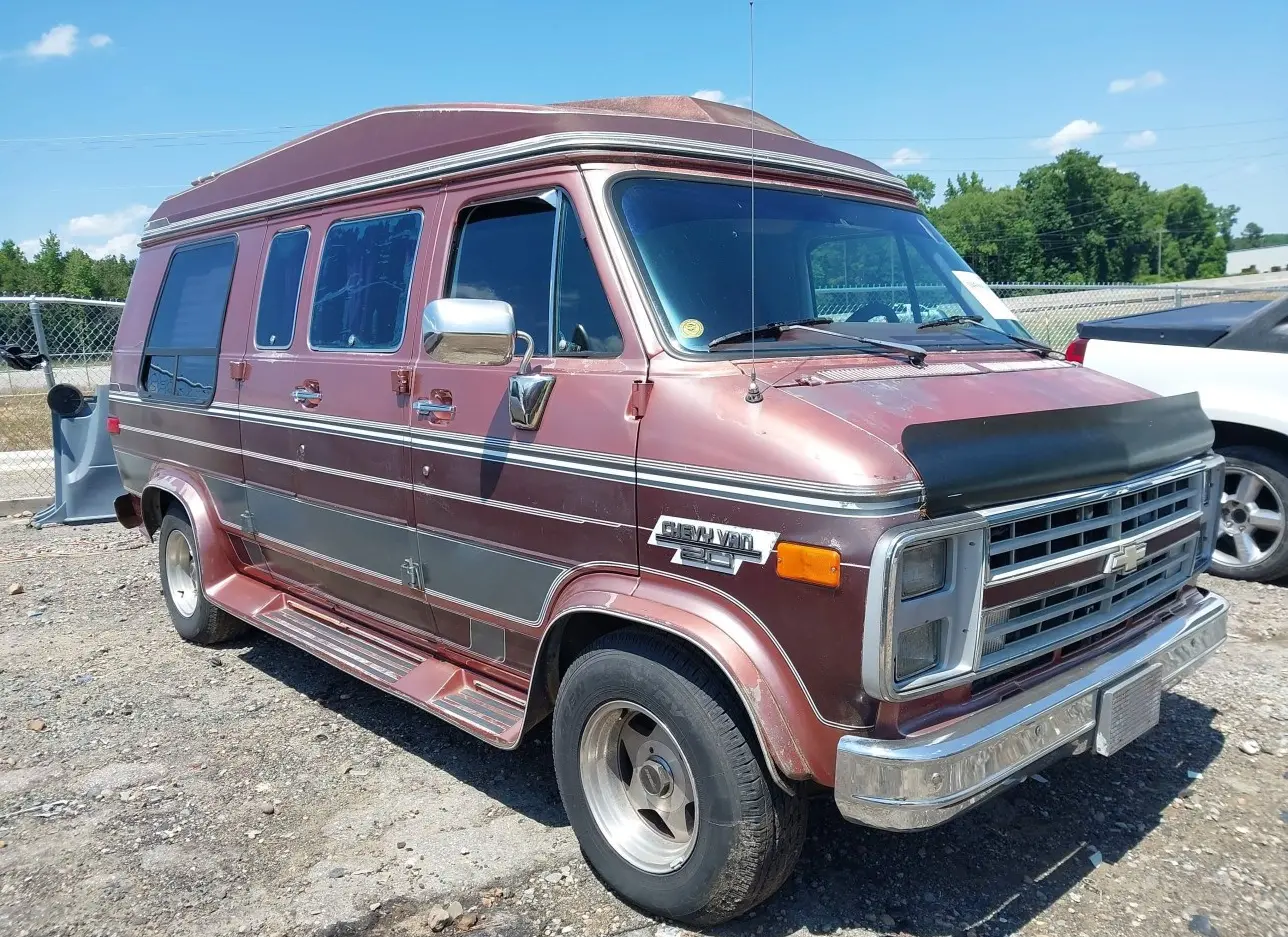 1990 CHEVROLET  - Image 1.