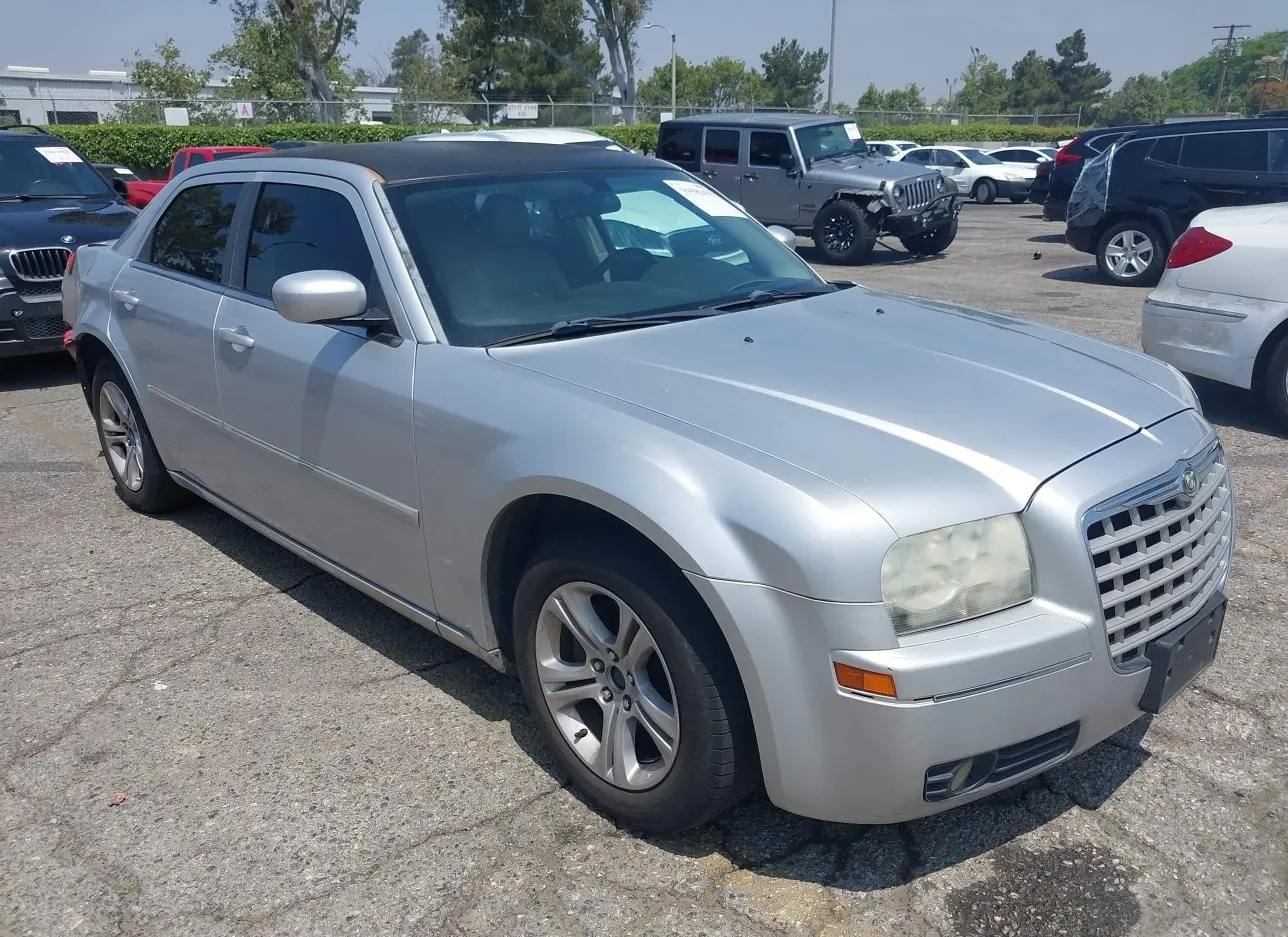 2006 CHRYSLER  - Image 1.