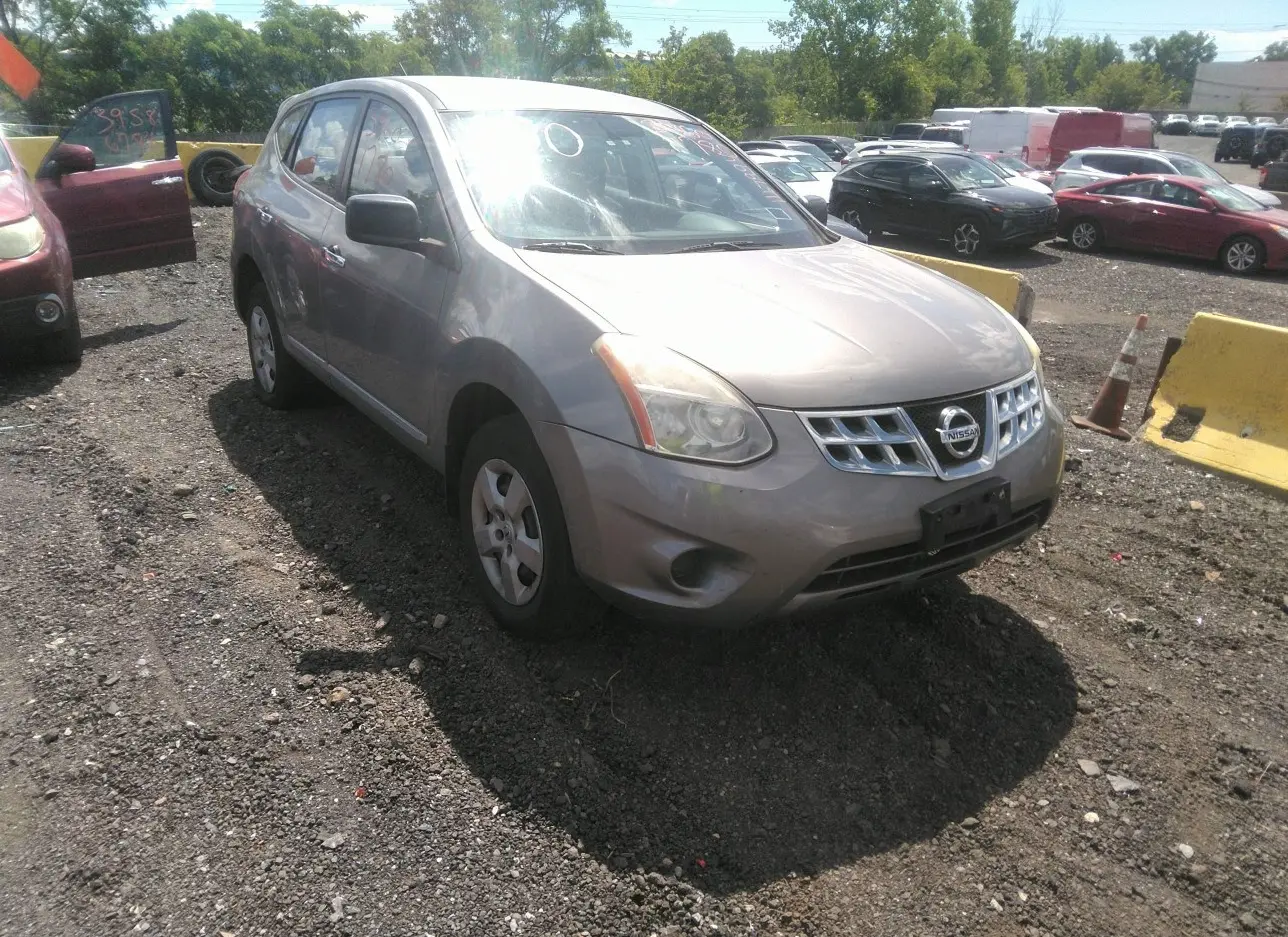 2011 NISSAN  - Image 1.