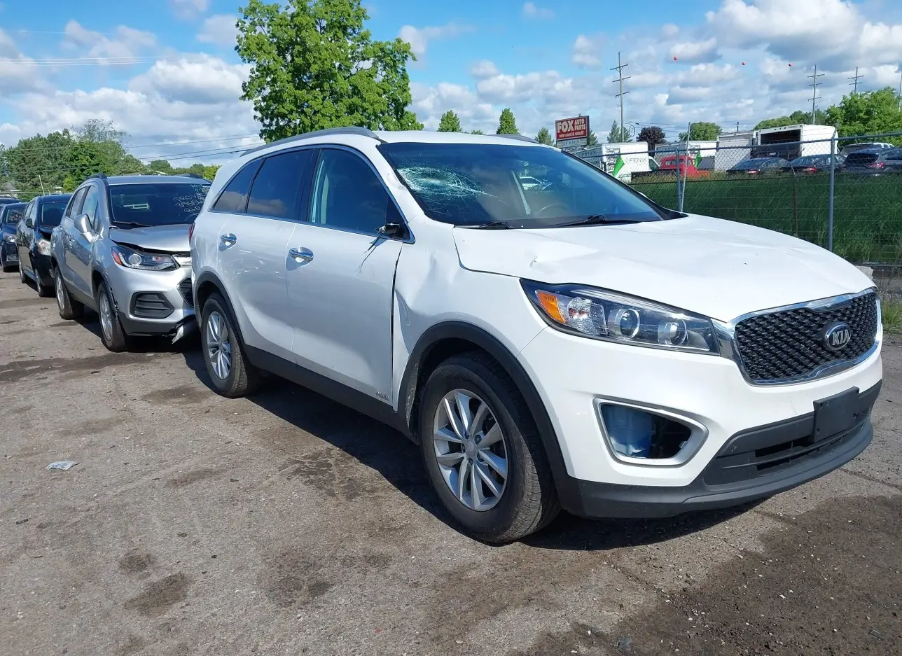 2017 KIA  - Image 1.