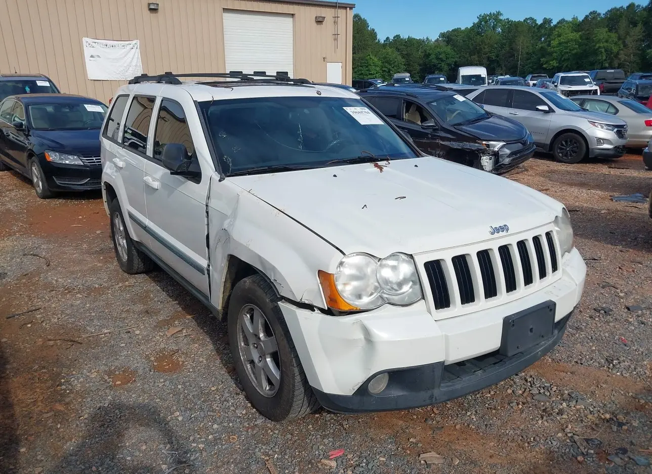 2008 JEEP  - Image 1.