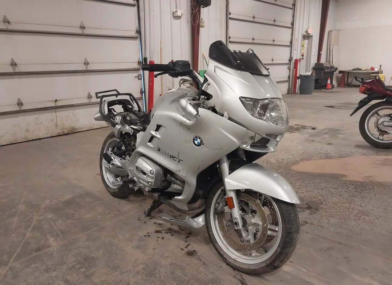 2003 BMW  - Image 1.