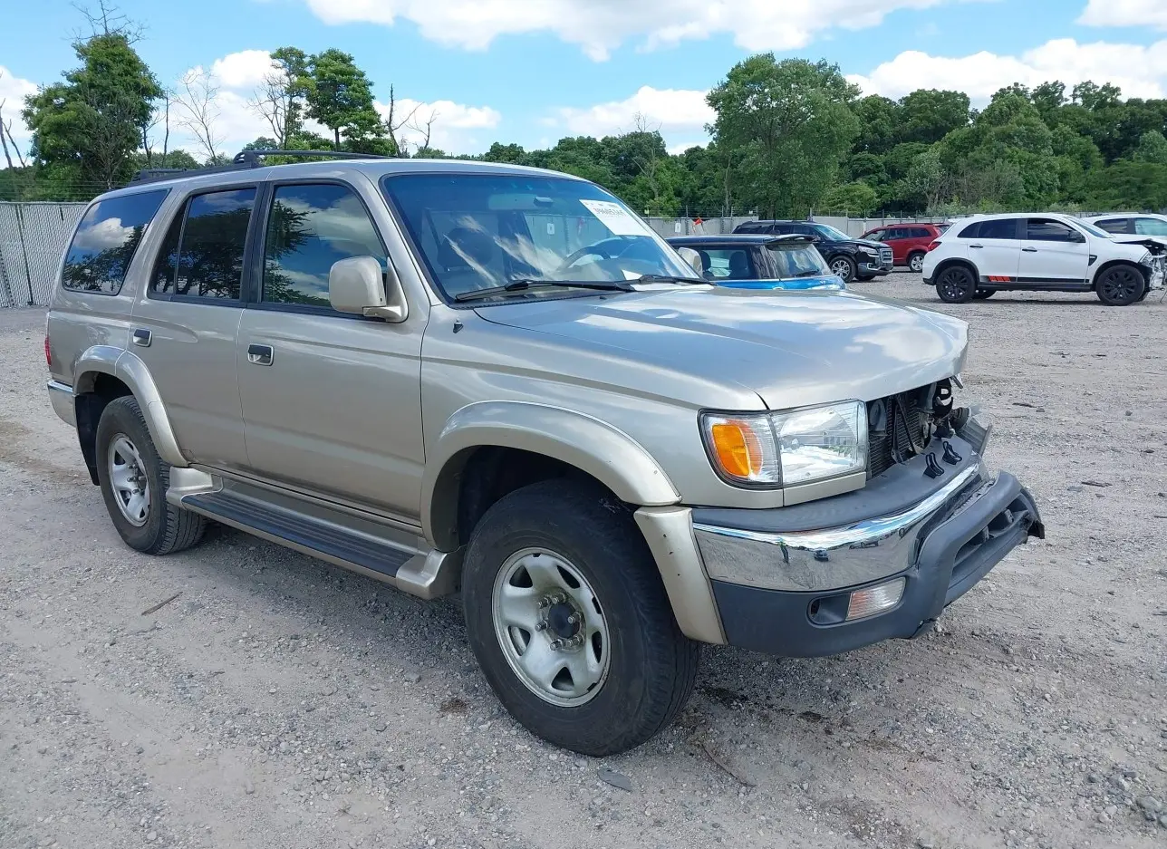 2002 TOYOTA  - Image 1.