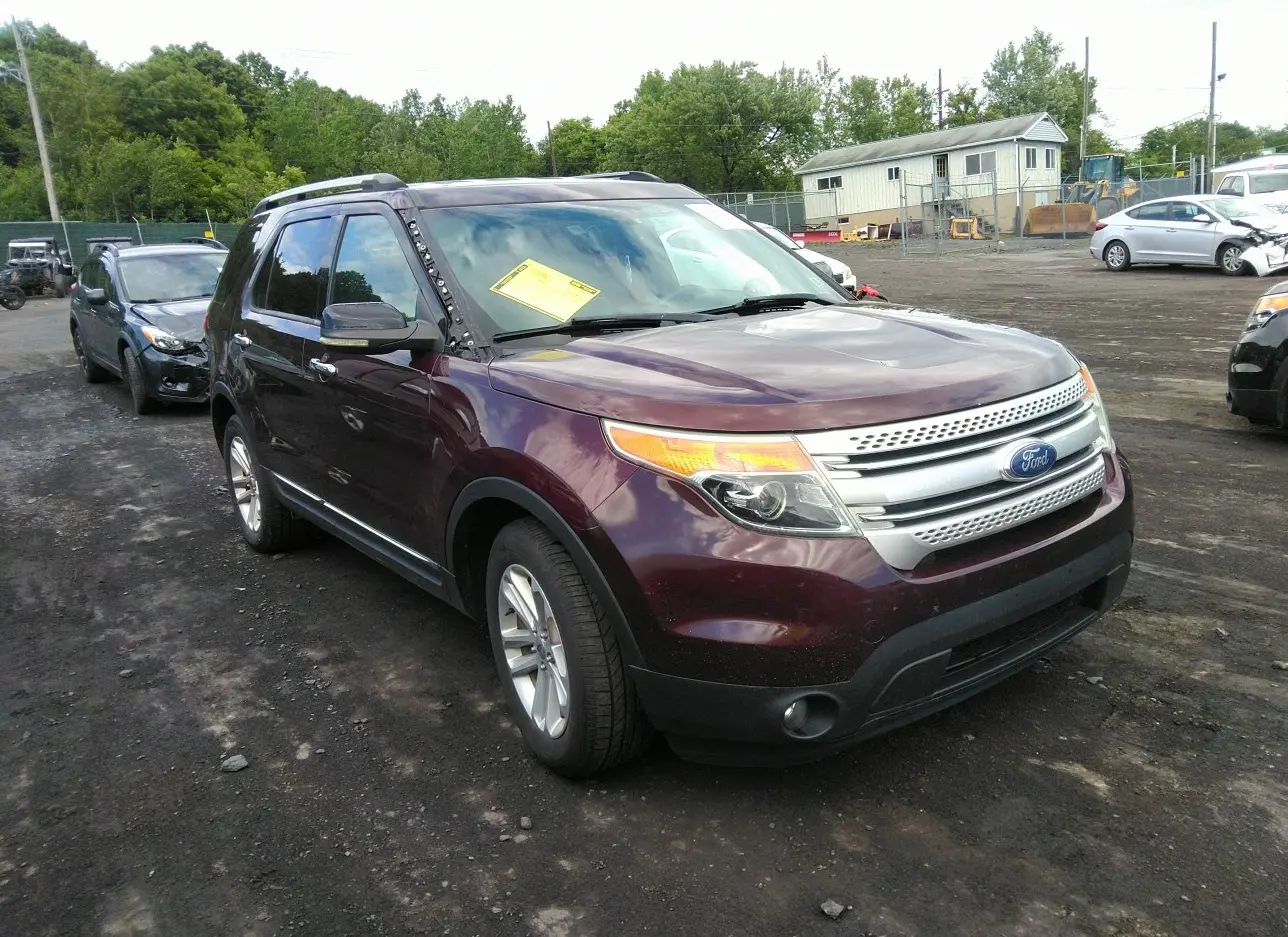 2011 FORD  - Image 1.