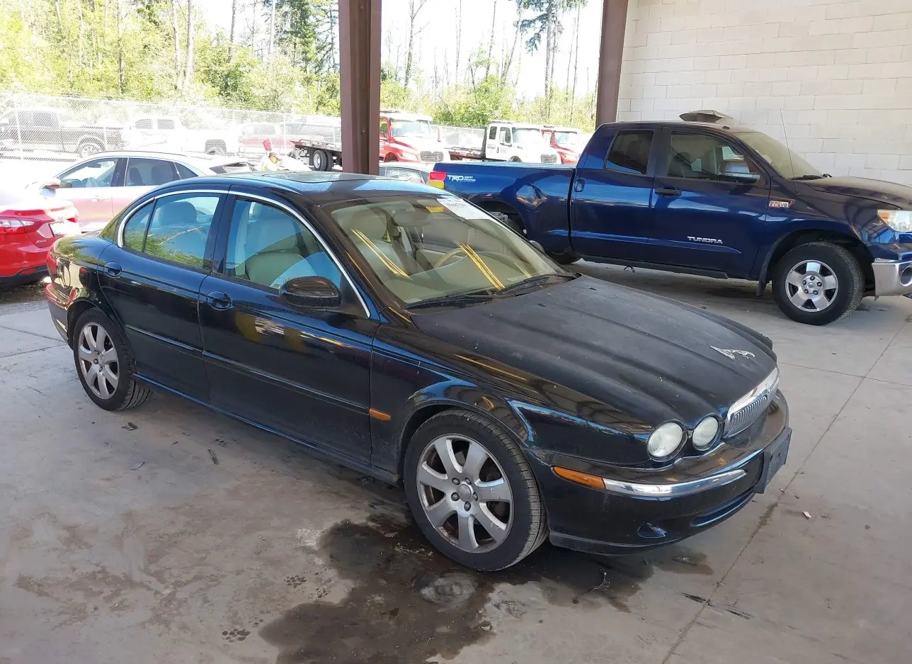 2004 JAGUAR  - Image 1.