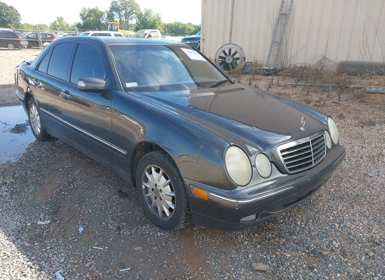 2001 MERCEDES-BENZ  - Image 1.