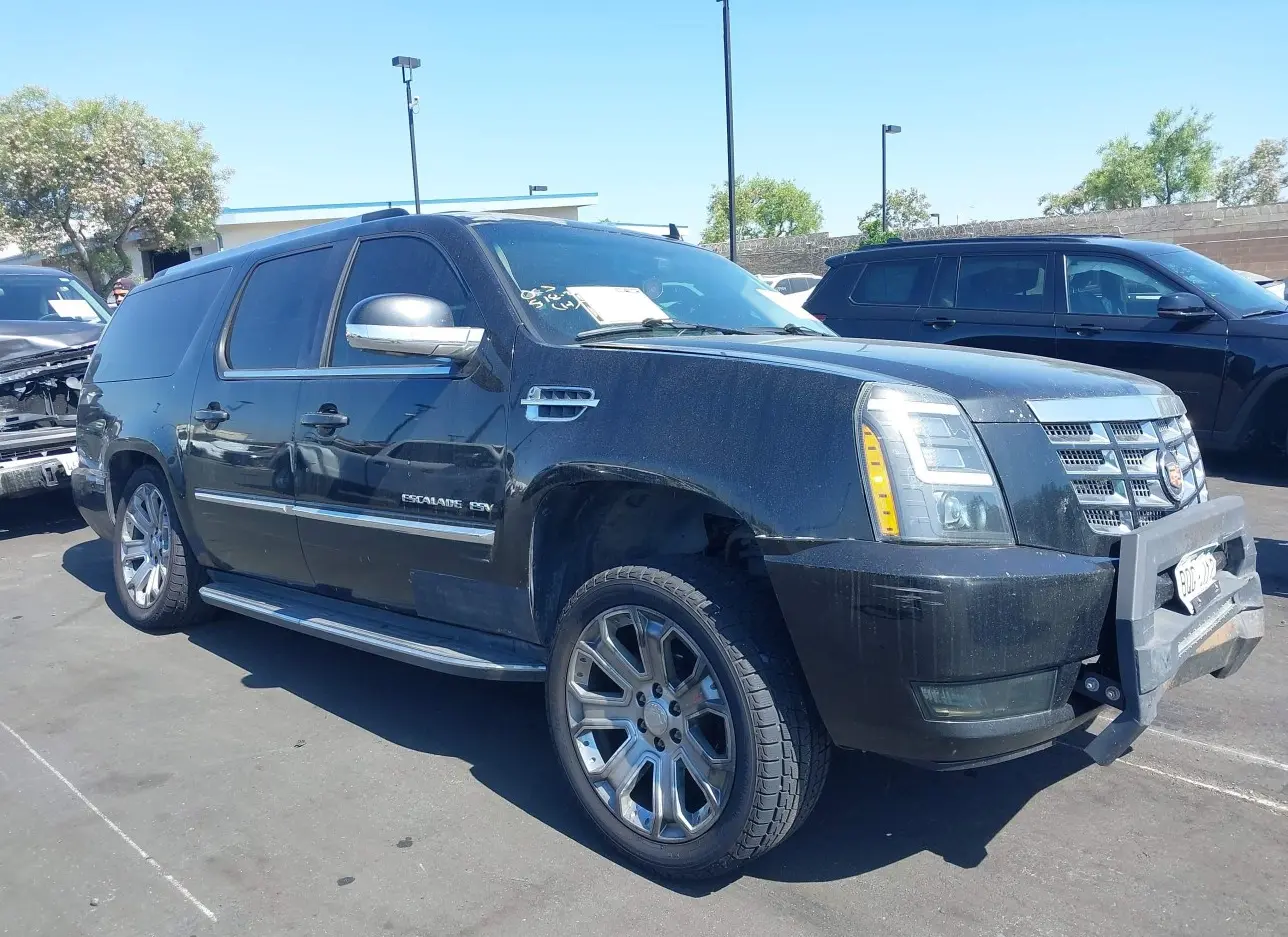 2010 CADILLAC  - Image 1.