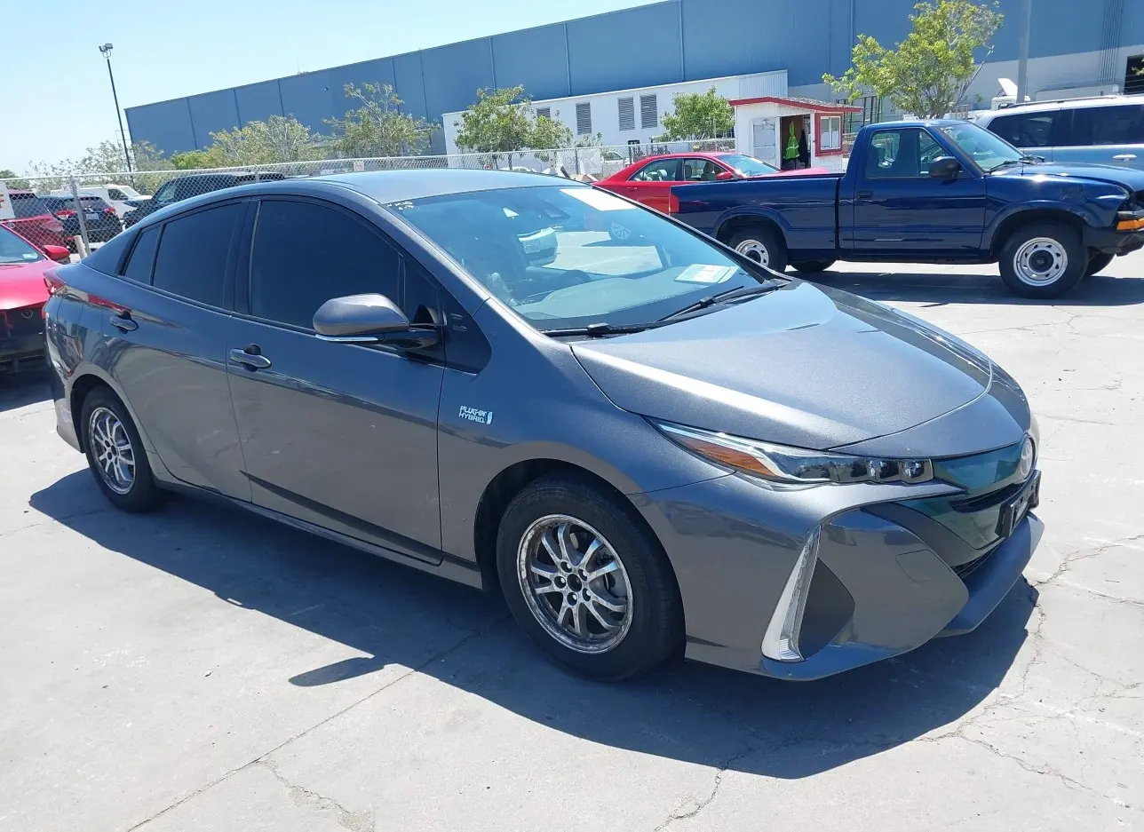 2019 TOYOTA  - Image 1.