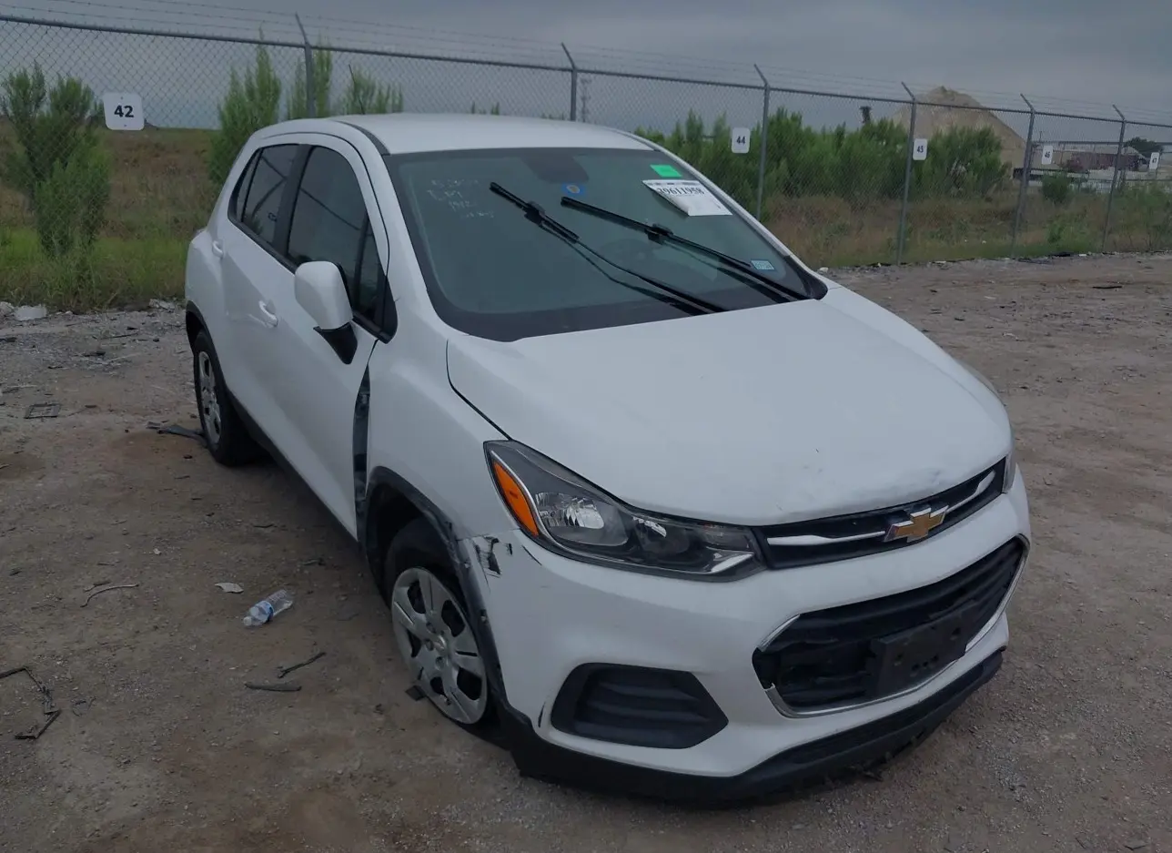 2017 CHEVROLET  - Image 1.