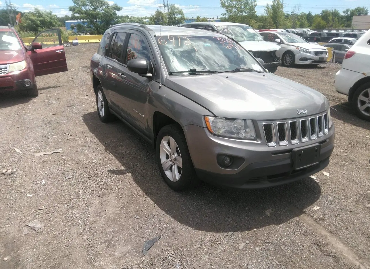 2011 JEEP  - Image 1.