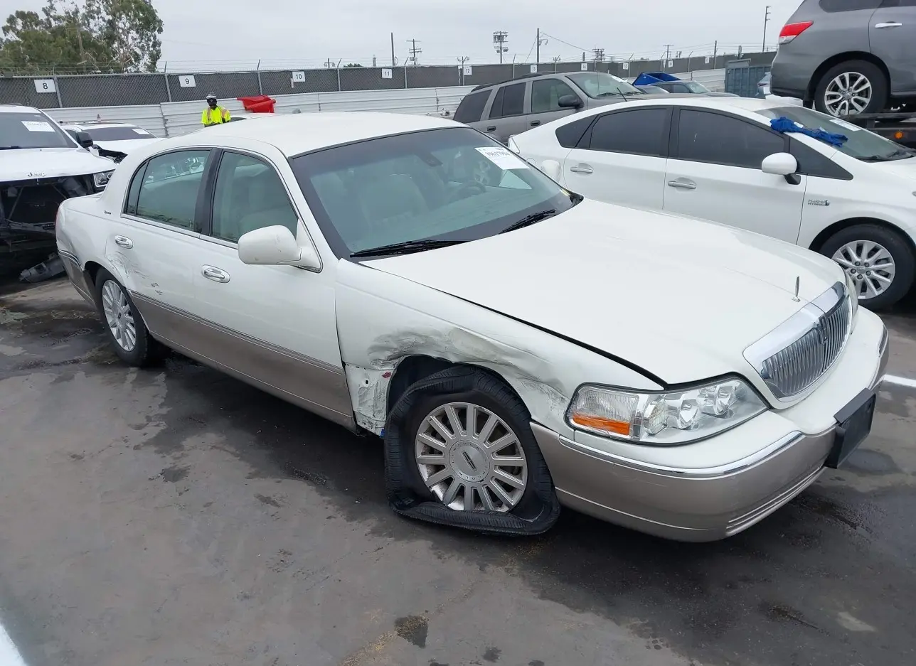 2003 LINCOLN  - Image 1.