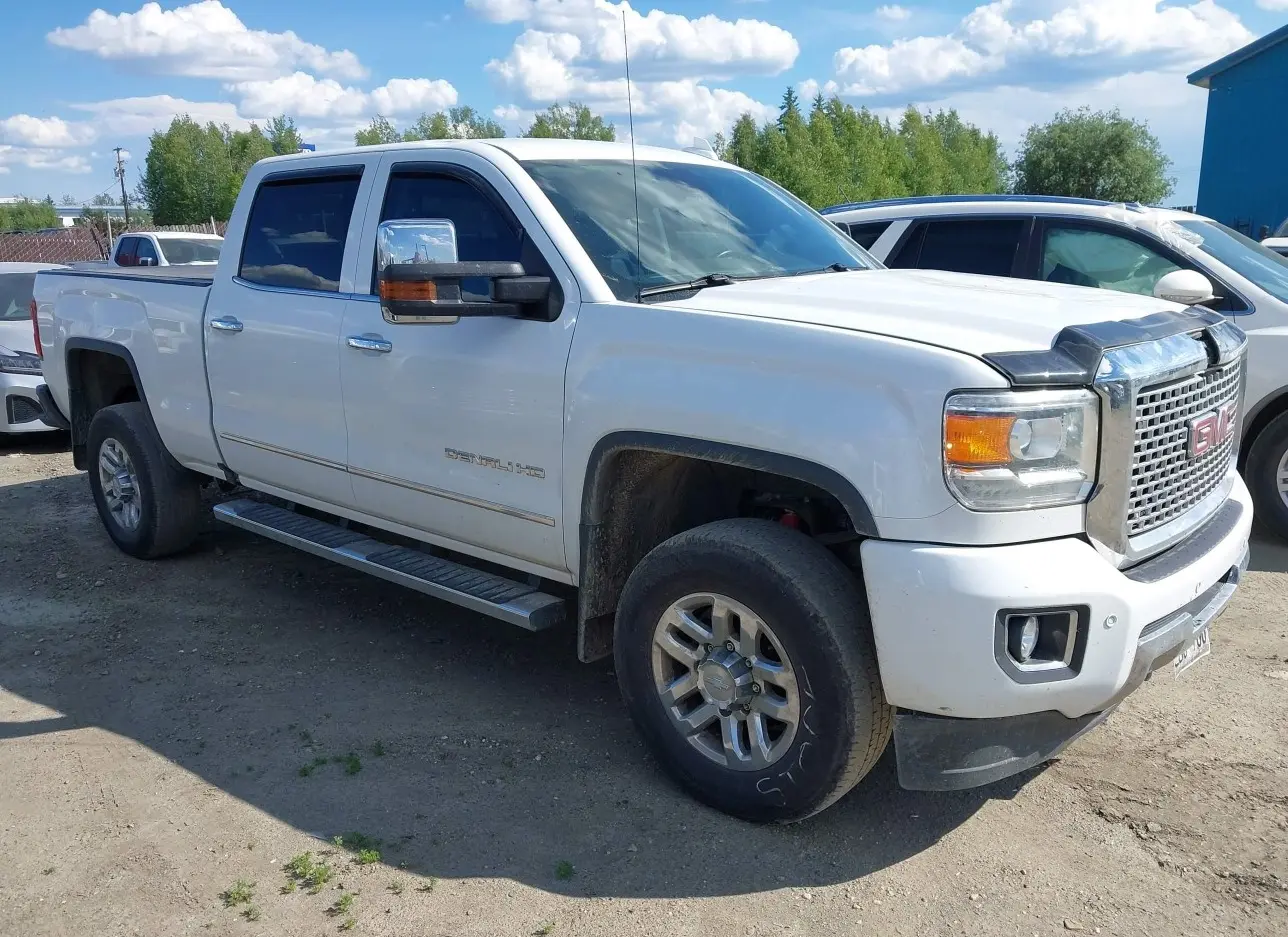 2017 GMC  - Image 1.