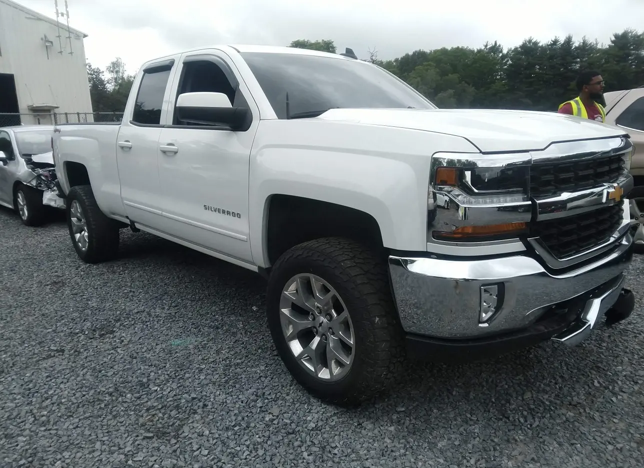 2016 CHEVROLET  - Image 1.