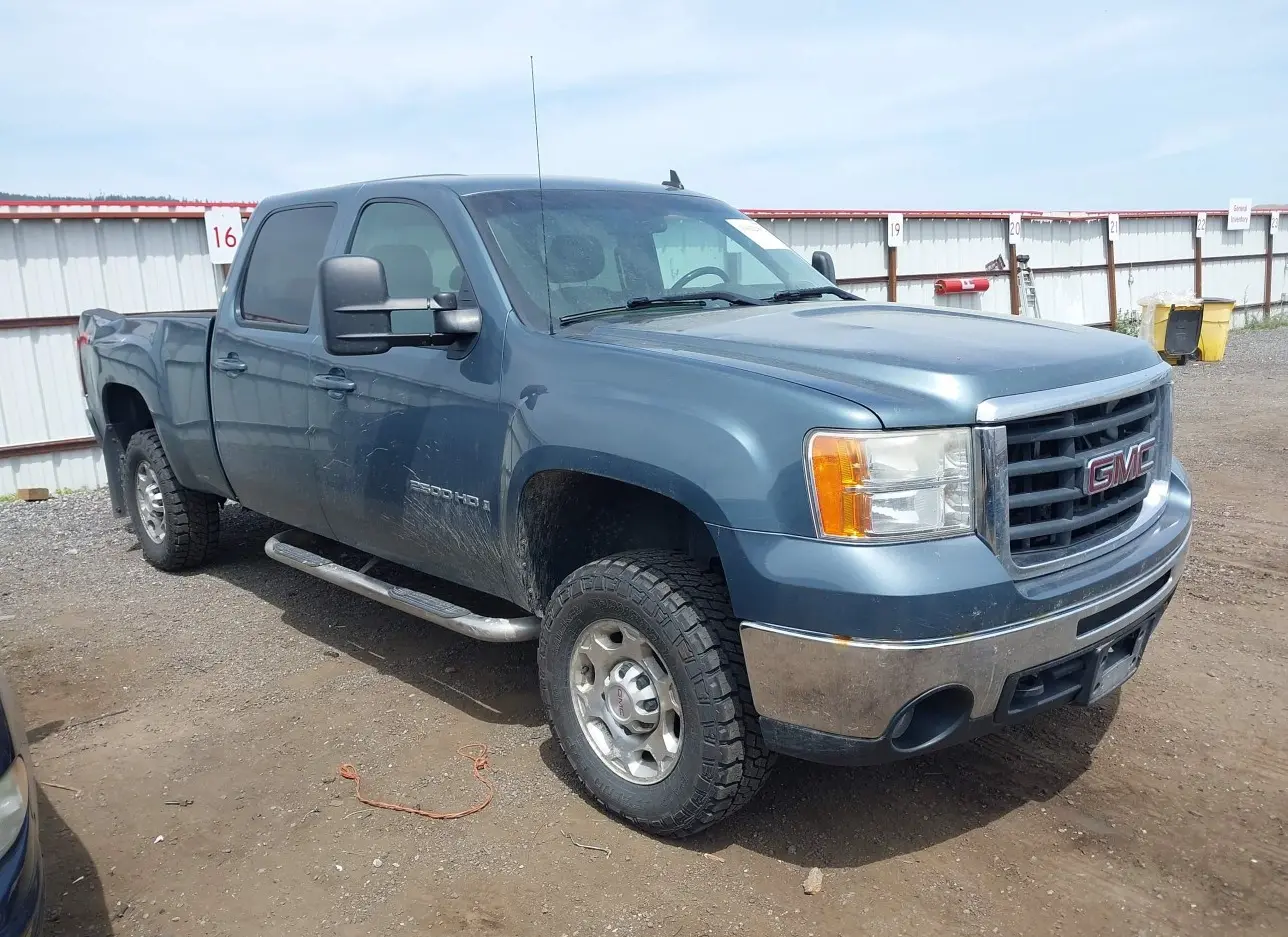 2008 GMC  - Image 1.