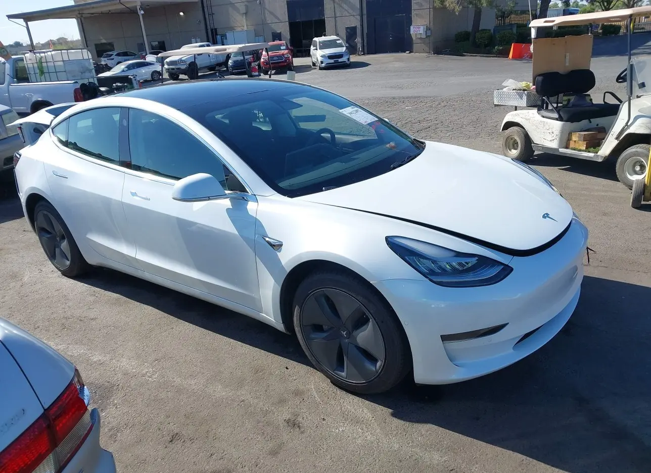 2019 TESLA  - Image 1.