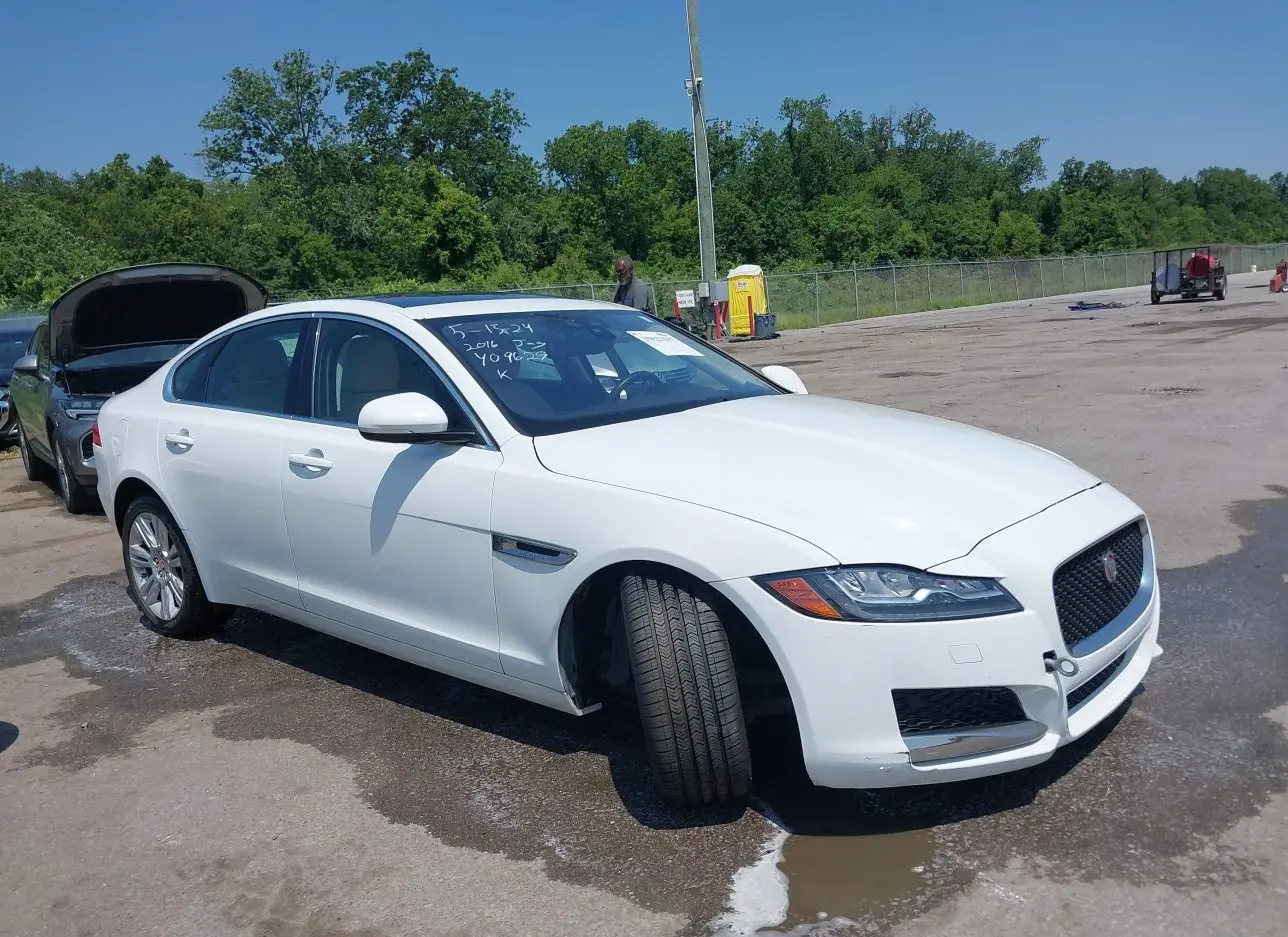 2016 JAGUAR  - Image 1.