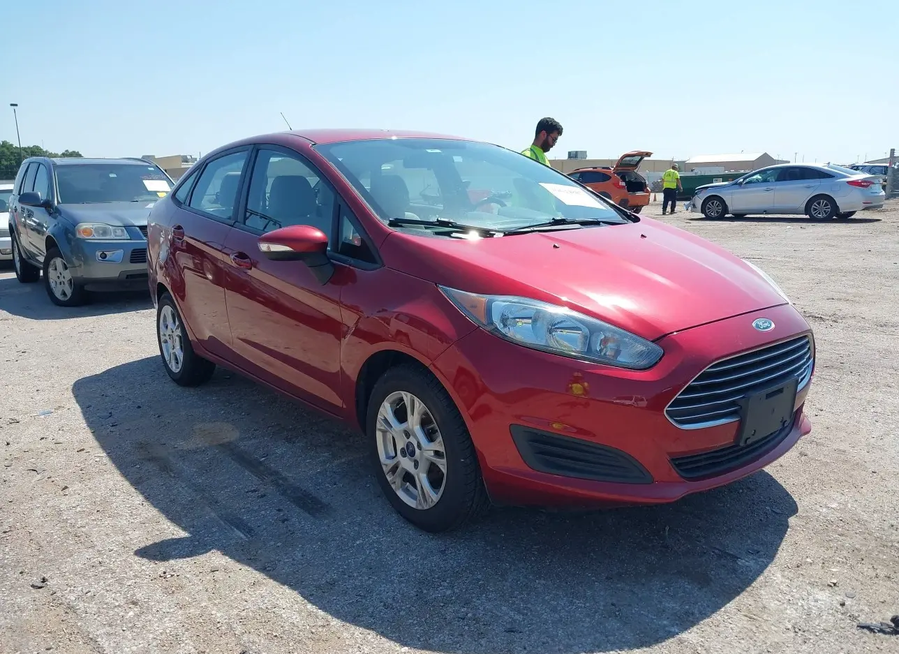 2015 FORD  - Image 1.