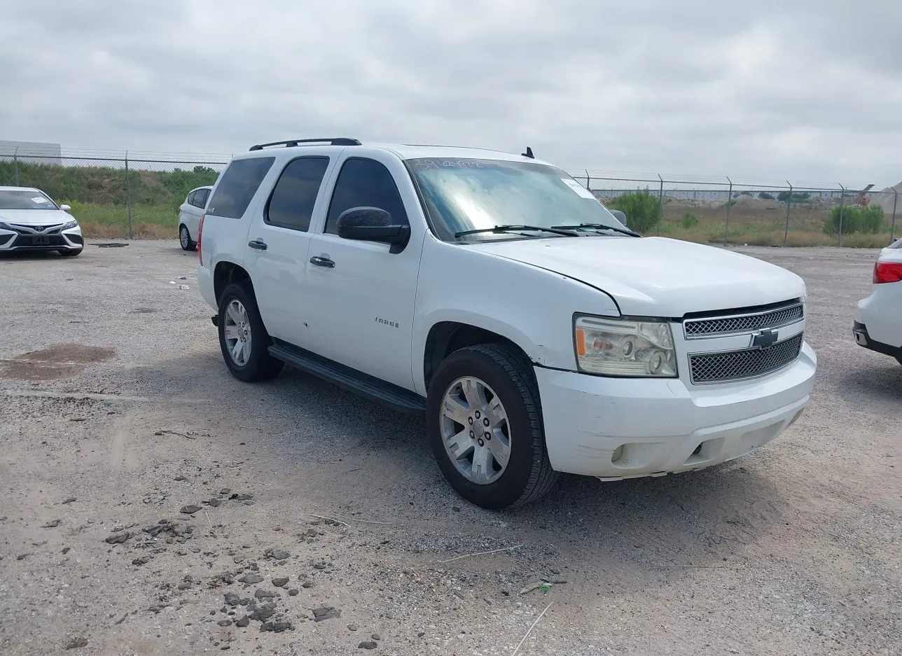 2008 CHEVROLET  - Image 1.