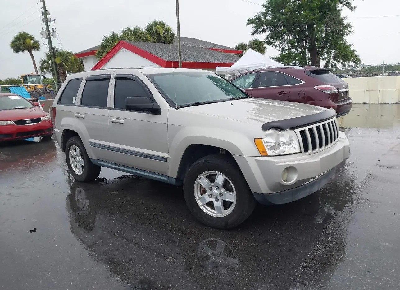 2007 JEEP  - Image 1.