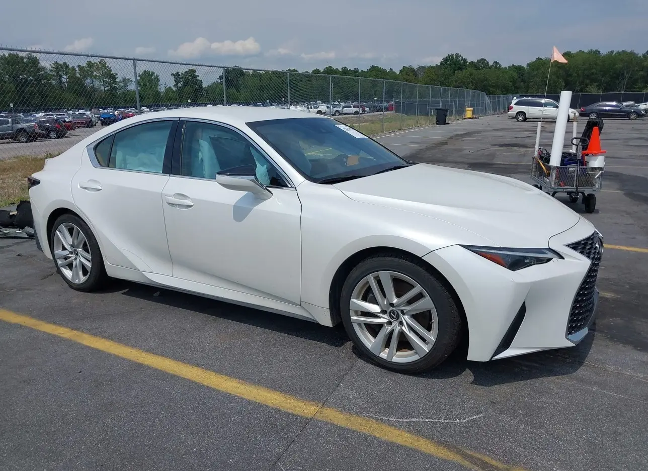 2021 LEXUS  - Image 1.