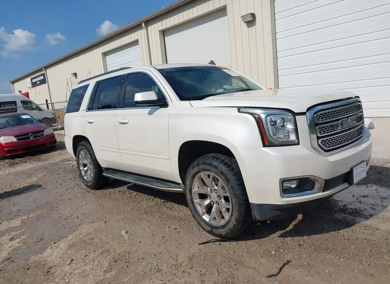 2015 GMC  - Image 1.