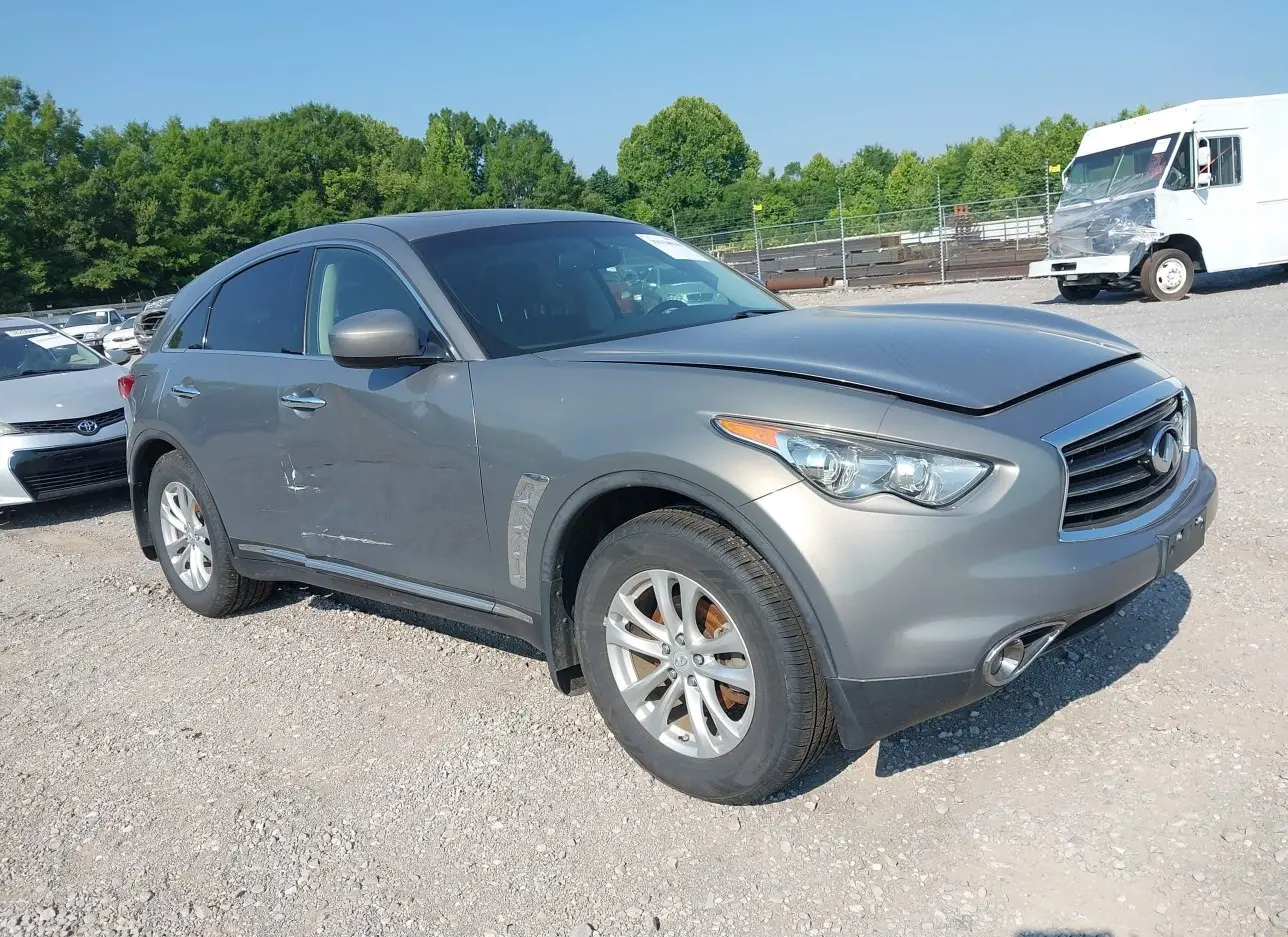 2013 INFINITI  - Image 1.