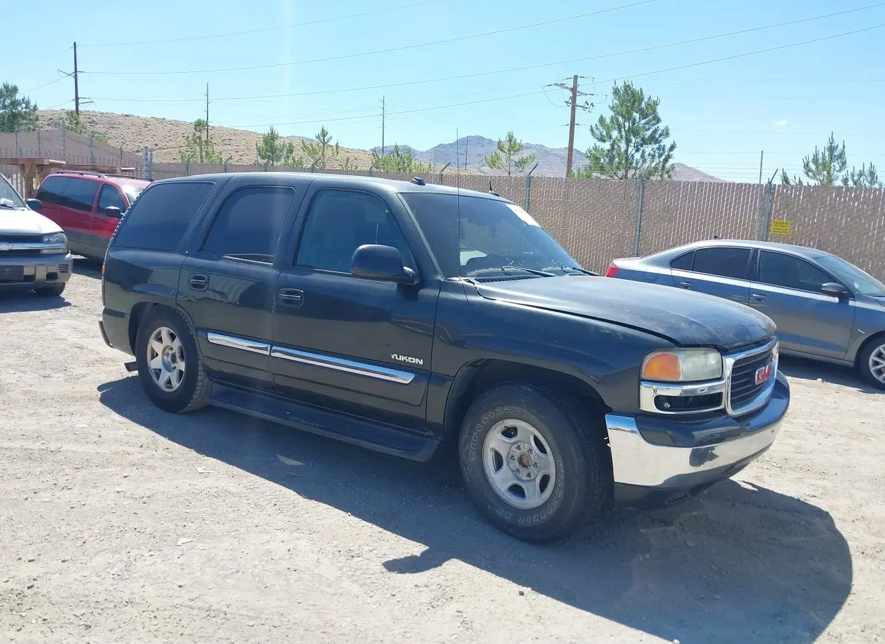 2004 GMC  - Image 1.