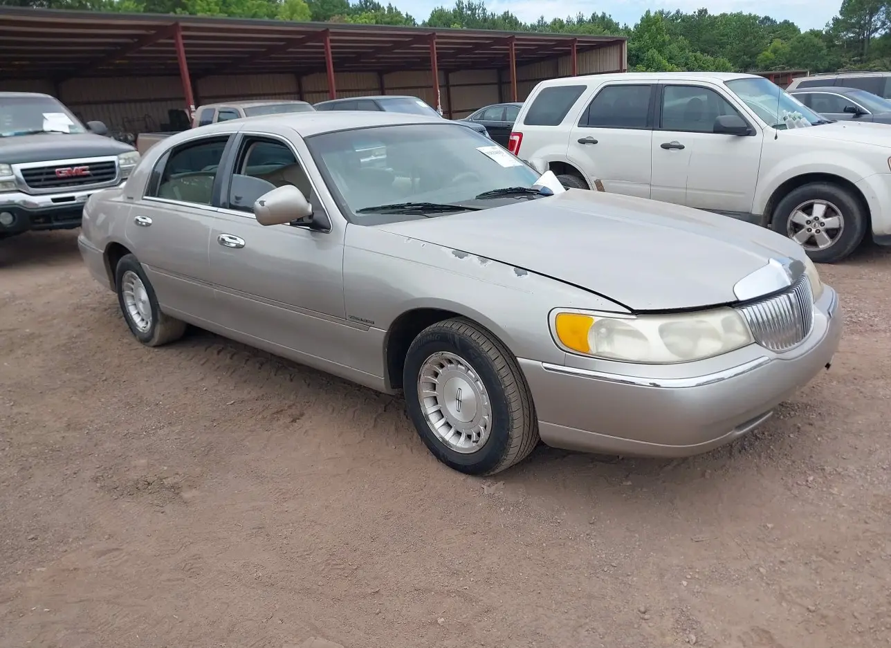 1999 LINCOLN  - Image 1.