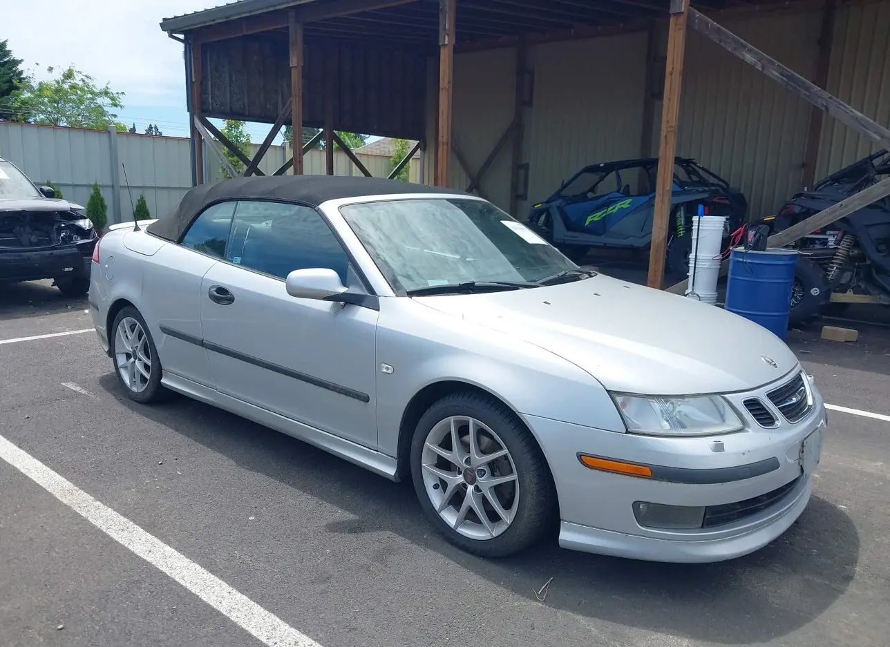 2004 SAAB  - Image 1.