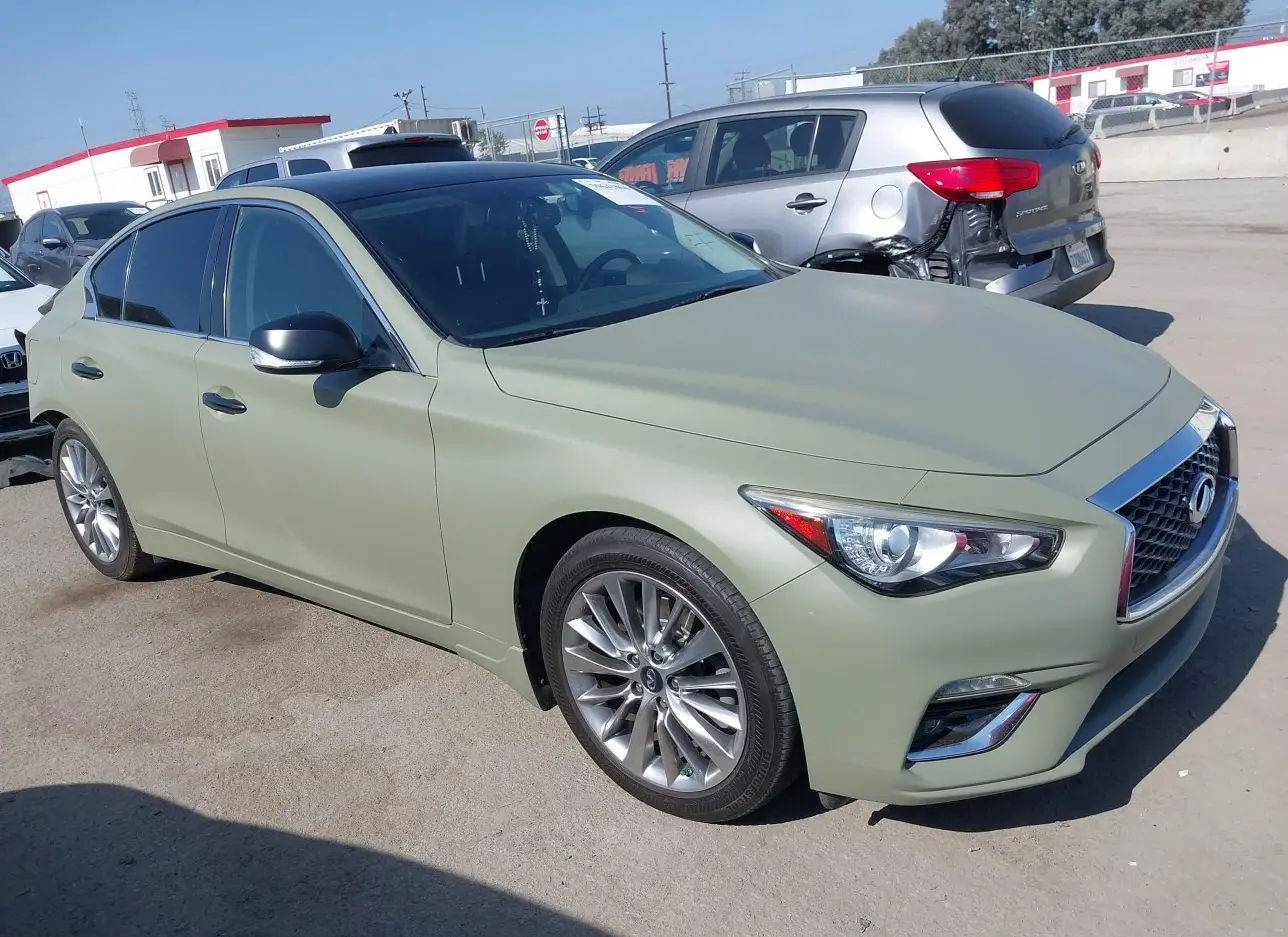 2018 INFINITI  - Image 1.