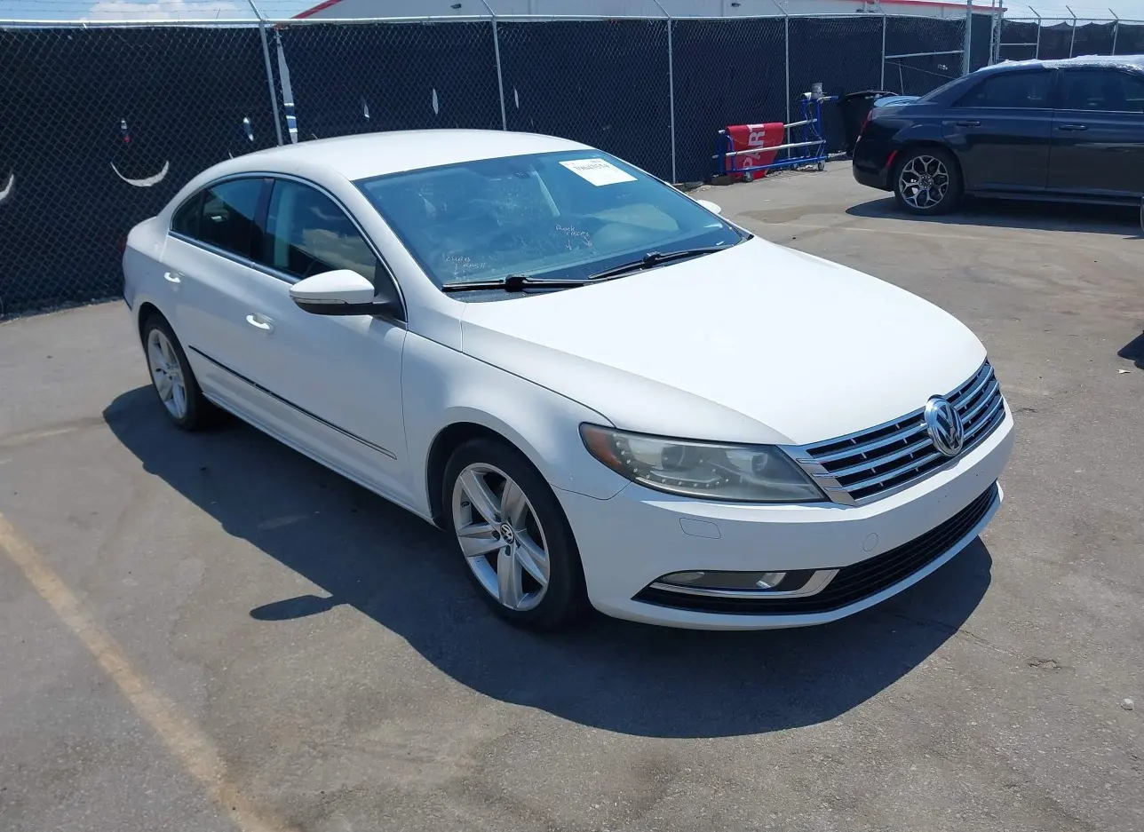 2013 VOLKSWAGEN  - Image 1.