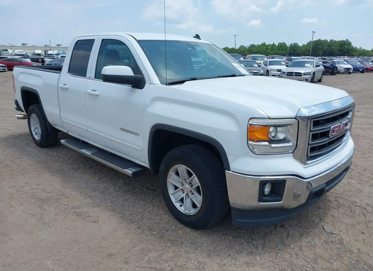 2014 GMC  - Image 1.