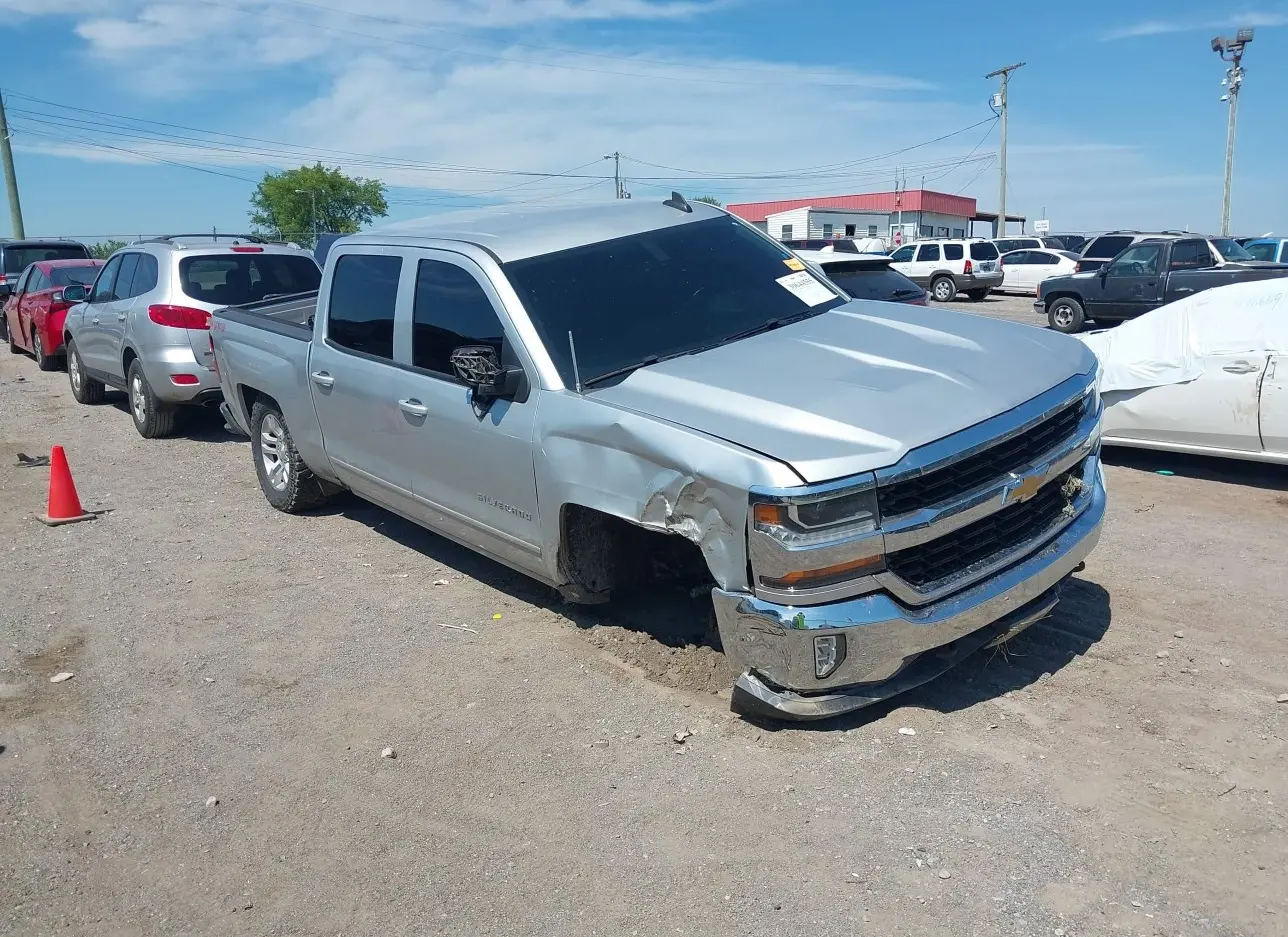 2017 CHEVROLET  - Image 1.