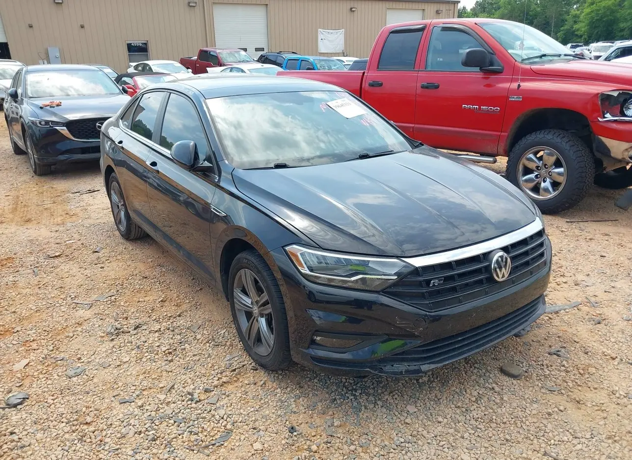 2019 VOLKSWAGEN  - Image 1.