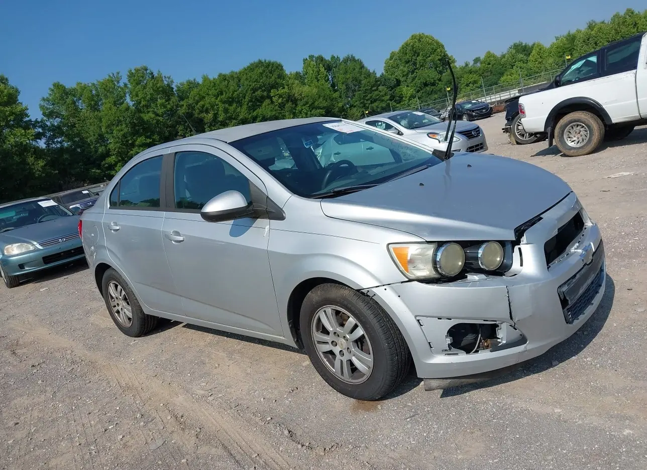 2012 CHEVROLET  - Image 1.