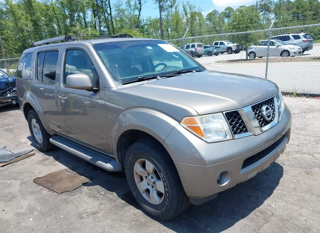 2005 NISSAN  - Image 1.