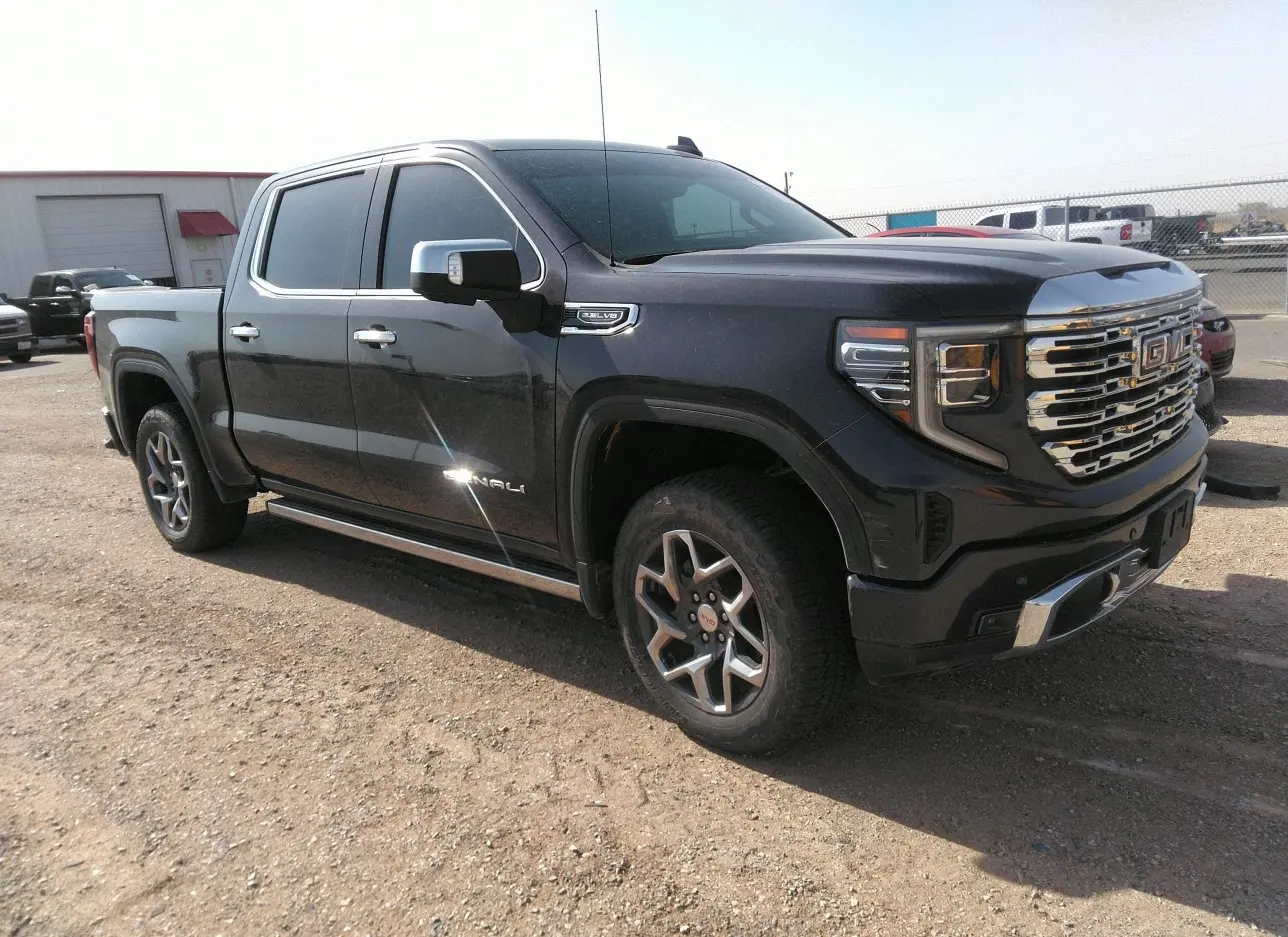 2022 GMC  - Image 1.