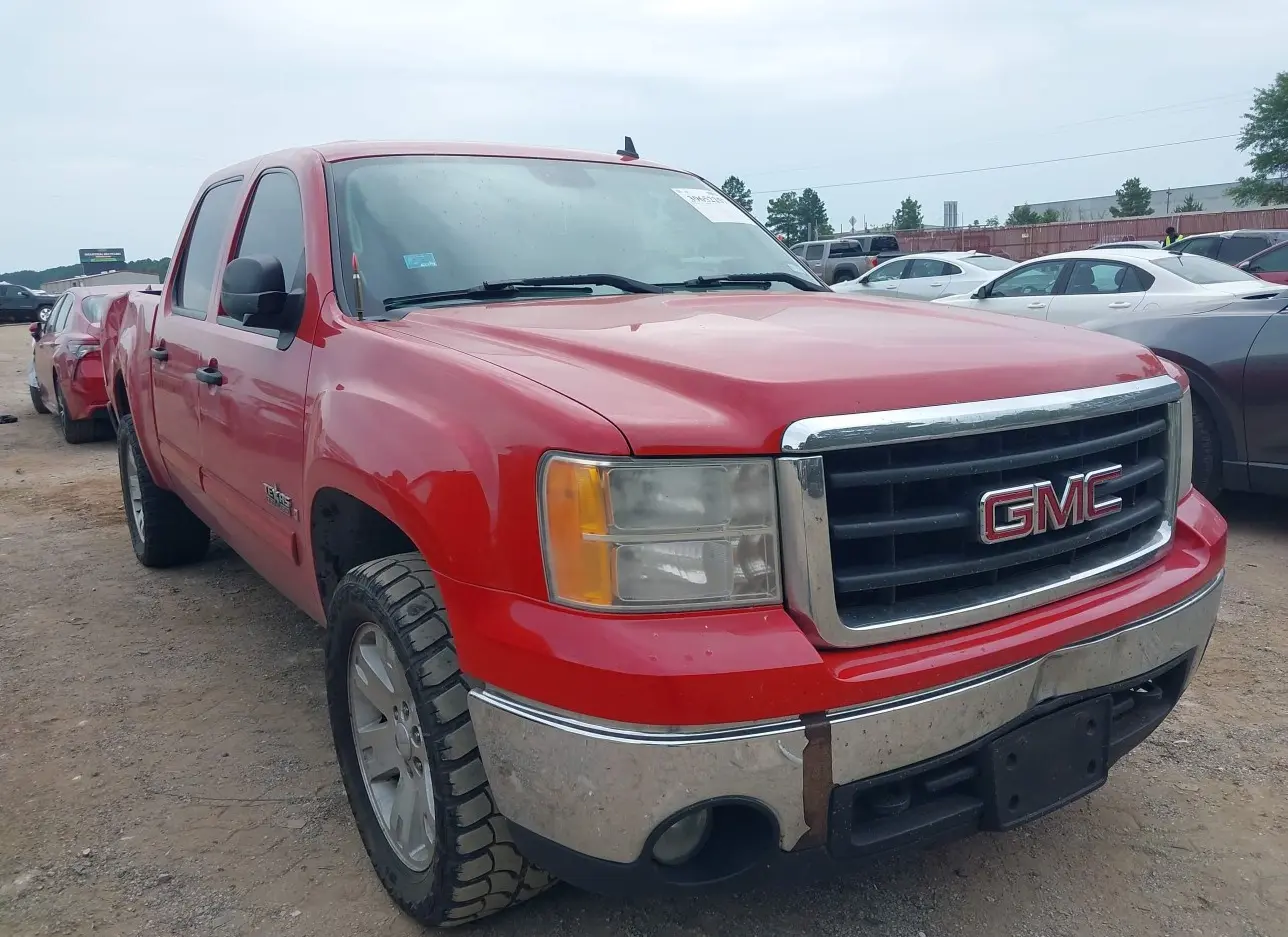 2007 GMC  - Image 1.